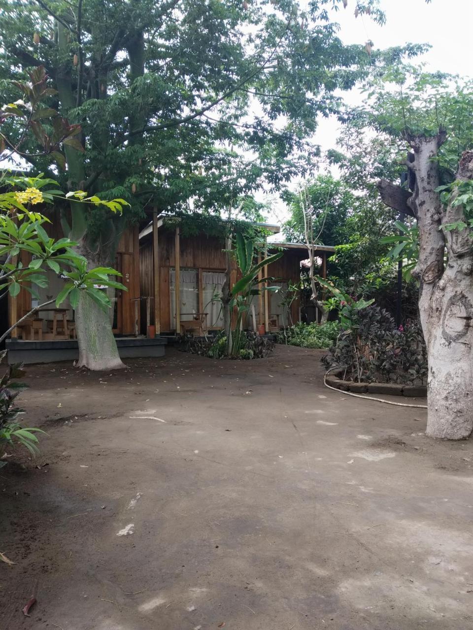 Beach Box Bungalow Gili Trawangan Esterno foto