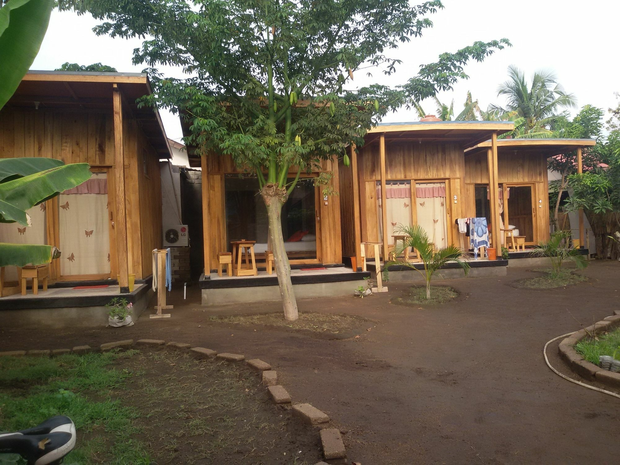 Beach Box Bungalow Gili Trawangan Esterno foto